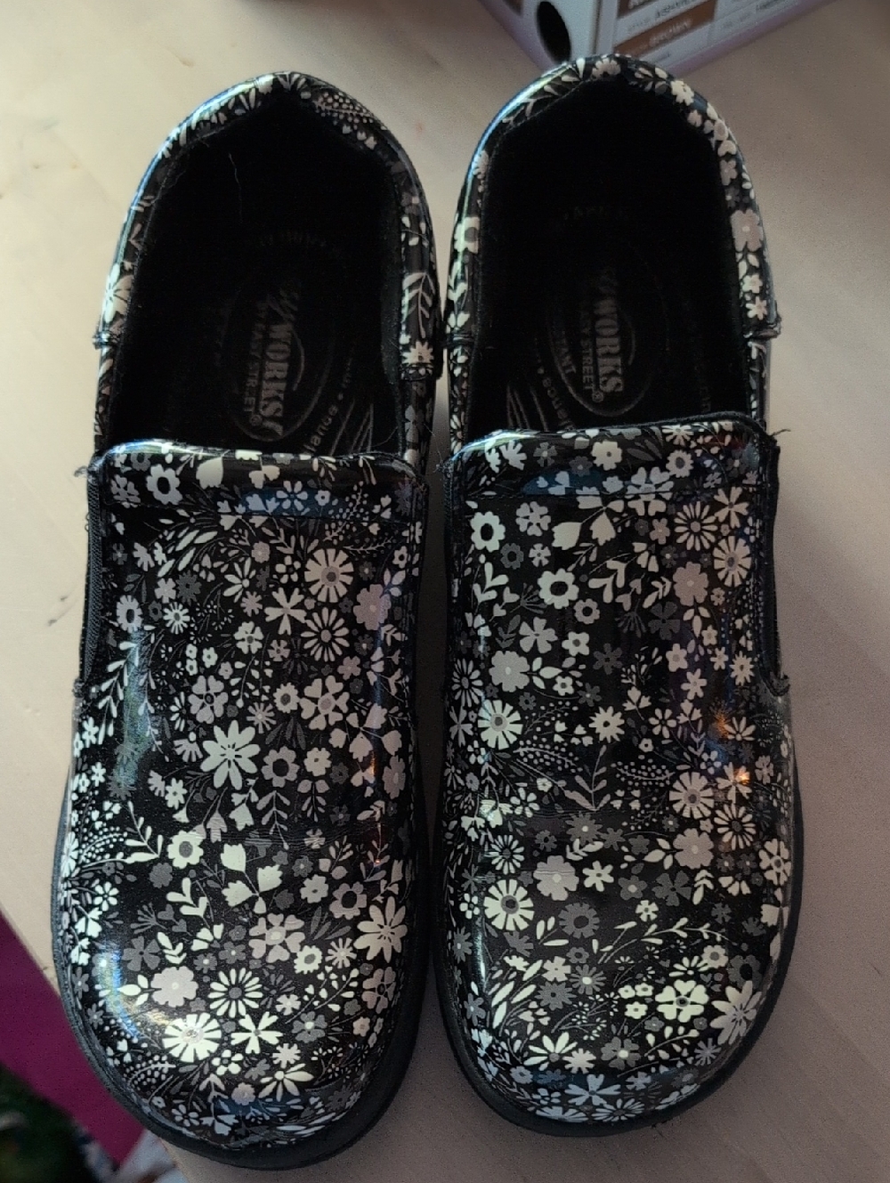 Easy Works By Easy Street Black Floral Slip-On Shoes Non Marking Slip Resistant